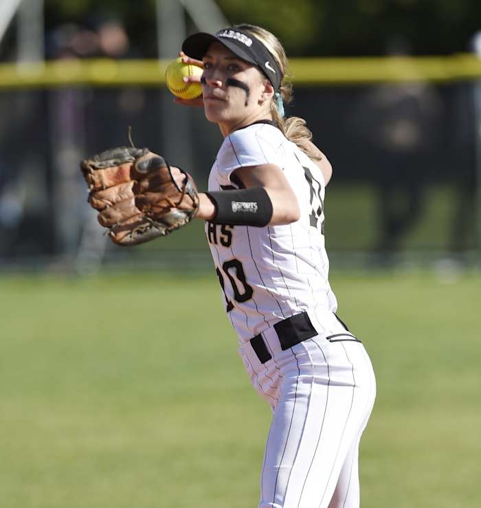 McKenna Woliczko has a rifle right arm. Photo: Eric Taylor